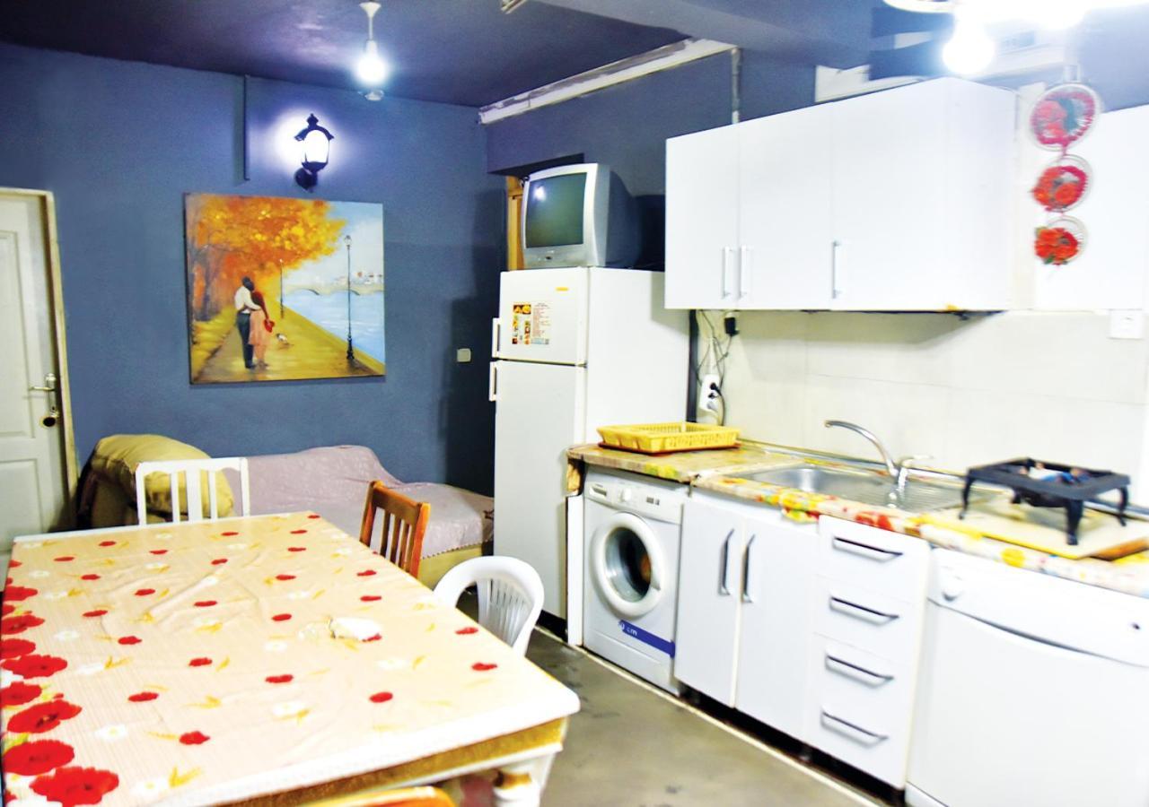 Nostalji Hostel Istanbul Exterior photo
